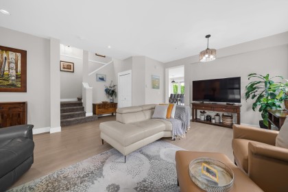 Photo 9 at 28 - 19452 Fraser Way, South Meadows, Pitt Meadows