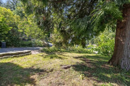 Photo 37 at 1908 Warwick Crescent, Mary Hill, Port Coquitlam