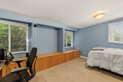 Photo 4 at 1908 Warwick Crescent, Mary Hill, Port Coquitlam