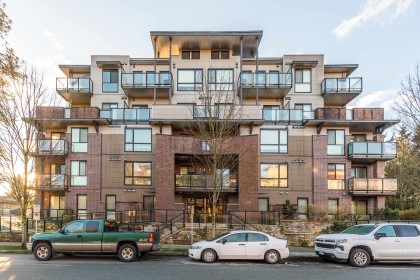 Photo 1 at 201 - 2214 Kelly Avenue, Central Pt Coquitlam, Port Coquitlam