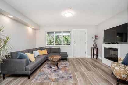 Photo 3 at 40 - 1268 Riverside Drive Drive, Riverwood, Port Coquitlam