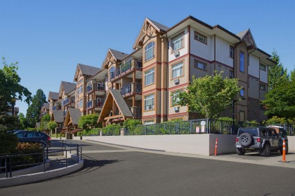 Photo 1 at 111 - 12565 190a Street, Mid Meadows, Pitt Meadows