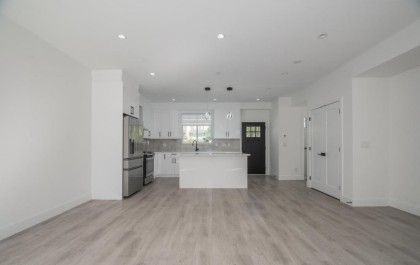 Photo 8 at 22 - 23108 Lougheed Highway, East Central, Maple Ridge