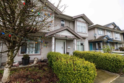 Photo 1 at 11537 240 Street, Cottonwood MR, Maple Ridge