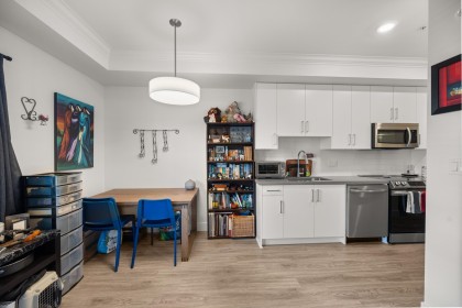 Photo 18 at 206 - 2389 Hawthorne Avenue, Central Pt Coquitlam, Port Coquitlam
