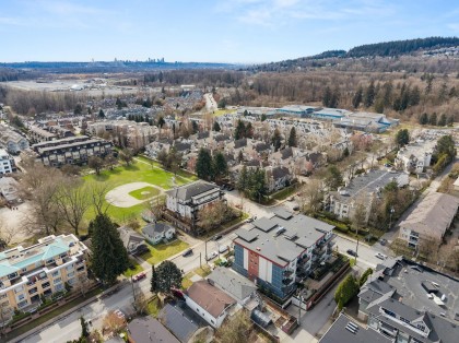 Photo 4 at 206 - 2389 Hawthorne Avenue, Central Pt Coquitlam, Port Coquitlam