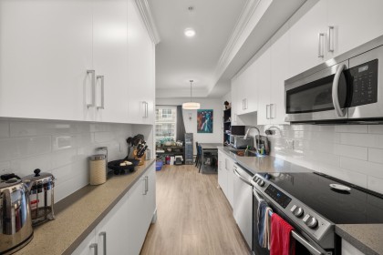 Photo 25 at 206 - 2389 Hawthorne Avenue, Central Pt Coquitlam, Port Coquitlam