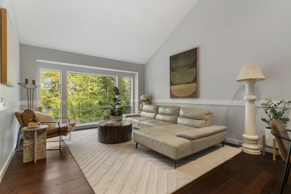 Photo 8 at 26280 Grant Avenue, Thornhill MR, Maple Ridge