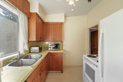 Photo 11 at 11669 228 Street, East Central, Maple Ridge