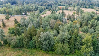 Photo 3 at 25181 100 Avenue, Thornhill MR, Maple Ridge