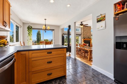 Photo 10 at 33017 14th Avenue, Mission BC, Mission