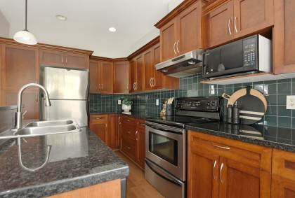 Photo 16 at 4 - 11282 Cottonwood Drive, Cottonwood MR, Maple Ridge