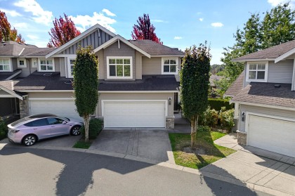 Photo 1 at 4 - 11282 Cottonwood Drive, Cottonwood MR, Maple Ridge