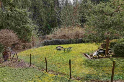 Photo 3 at 11626 248 Street, Websters Corners, Maple Ridge