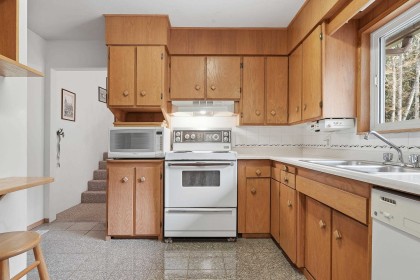 Photo 5 at 11626 248 Street, Websters Corners, Maple Ridge