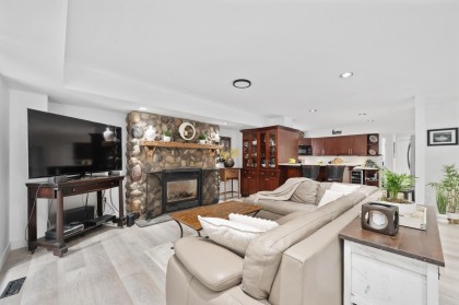Photo 4 at 22186 124th Avenue, West Central, Maple Ridge