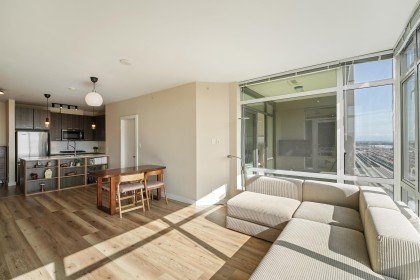Photo 3 at 2401 - 2789 Shaughnessy Street, Central Pt Coquitlam, Port Coquitlam