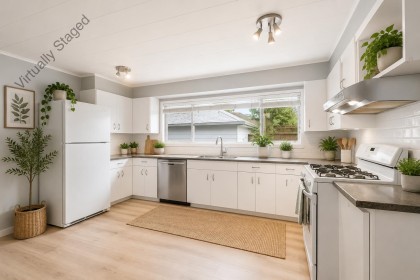 Photo 10 at 3684 Cedar Drive, Lincoln Park PQ, Port Coquitlam