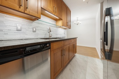 Photo 3 at 101 - 2245 Wilson Avenue, Central Pt Coquitlam, Port Coquitlam