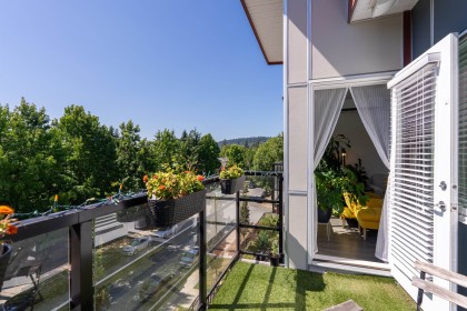 Photo 35 at 401 - 2389 Hawthorne Avenue, Central Pt Coquitlam, Port Coquitlam