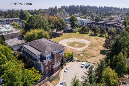Photo 8 at 401 - 2389 Hawthorne Avenue, Central Pt Coquitlam, Port Coquitlam