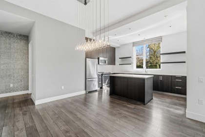 Photo 6 at 109 - 550 Seaborne Place, Riverwood, Port Coquitlam