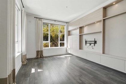 Photo 9 at 109 - 550 Seaborne Place, Riverwood, Port Coquitlam