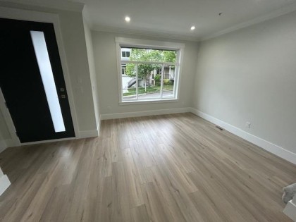 Photo 2 at 24308 101a Avenue, Albion, Maple Ridge