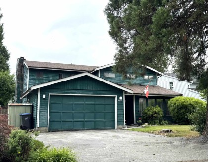 Photo 1 at 3365 Forest Grove Place, Lincoln Park PQ, Port Coquitlam