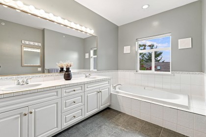 Photo 26 at 11 - 915 Fort Fraser Rise, Citadel PQ, Port Coquitlam