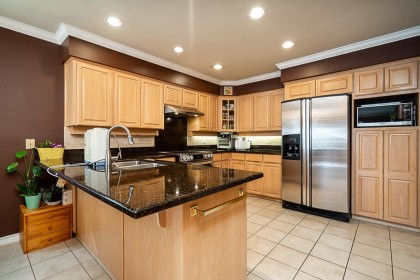 Photo 6 at 18 - 788 Citadel Drive, Citadel PQ, Port Coquitlam