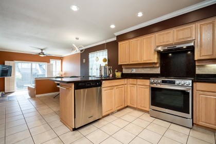 Photo 5 at 18 - 788 Citadel Drive, Citadel PQ, Port Coquitlam