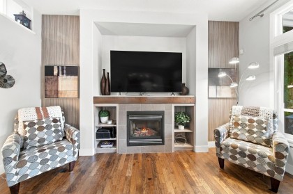 Photo 5 at 19556 Thorburn Way, South Meadows, Pitt Meadows