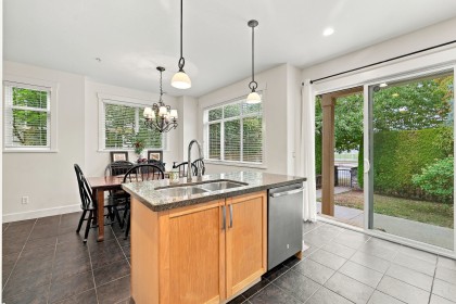 Photo 9 at 39 - 22865 Telosky Avenue, East Central, Maple Ridge