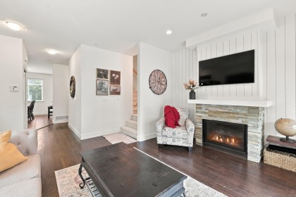 Photo 4 at 39 - 22865 Telosky Avenue, East Central, Maple Ridge