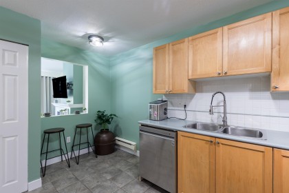 Photo 7 at 90 - 12099 237th Street, East Central, Maple Ridge