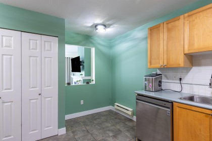Photo 9 at 90 - 12099 237th Street, East Central, Maple Ridge
