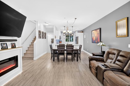 Photo 4 at 16 - 9989 240a Street, Albion, Maple Ridge