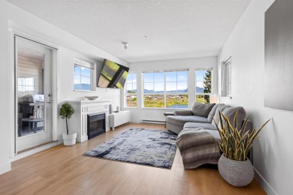Photo 3 at 227 - 19673 Meadow Gardens Way, North Meadows PI, Pitt Meadows