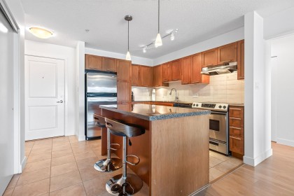 Photo 14 at 227 - 19673 Meadow Gardens Way, North Meadows PI, Pitt Meadows