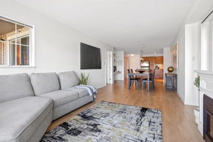 Photo 11 at 227 - 19673 Meadow Gardens Way, North Meadows PI, Pitt Meadows