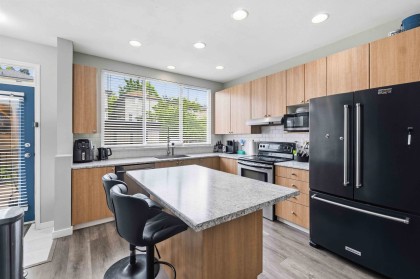 Photo 7 at 10288 243 Street, Albion, Maple Ridge