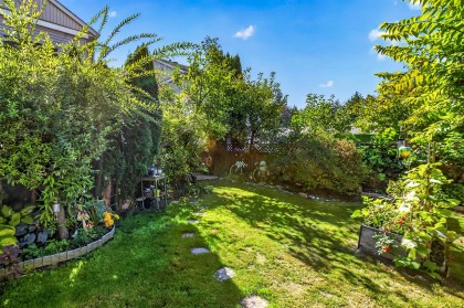 Photo 38 at 11 - 21707 Dewdney Trunk Road, West Central, Maple Ridge