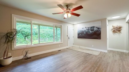 Photo 6 at 11185 272 Street, Thornhill MR, Maple Ridge