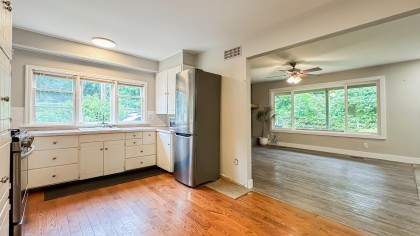 Photo 13 at 11185 272 Street, Thornhill MR, Maple Ridge