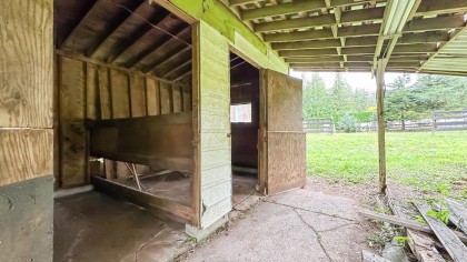 Photo 37 at 11185 272 Street, Thornhill MR, Maple Ridge