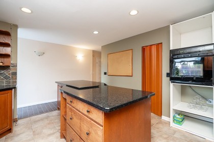 Photo 12 at 34420 Kirkpatrick Avenue, Mission BC, Mission