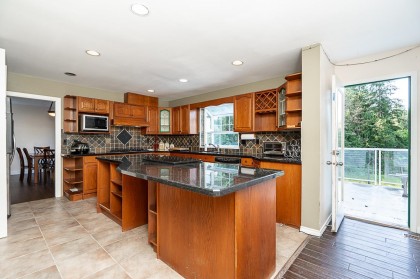 Photo 10 at 34420 Kirkpatrick Avenue, Mission BC, Mission
