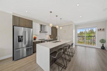 Photo 6 at 1 - 24086 104 Avenue, Albion, Maple Ridge