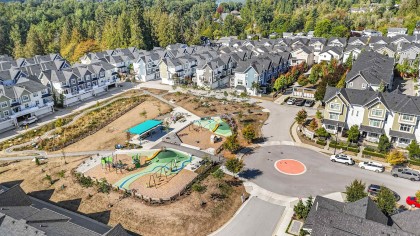 Photo 8 at 1301 - 11295 Pazarena Place, East Central, Maple Ridge